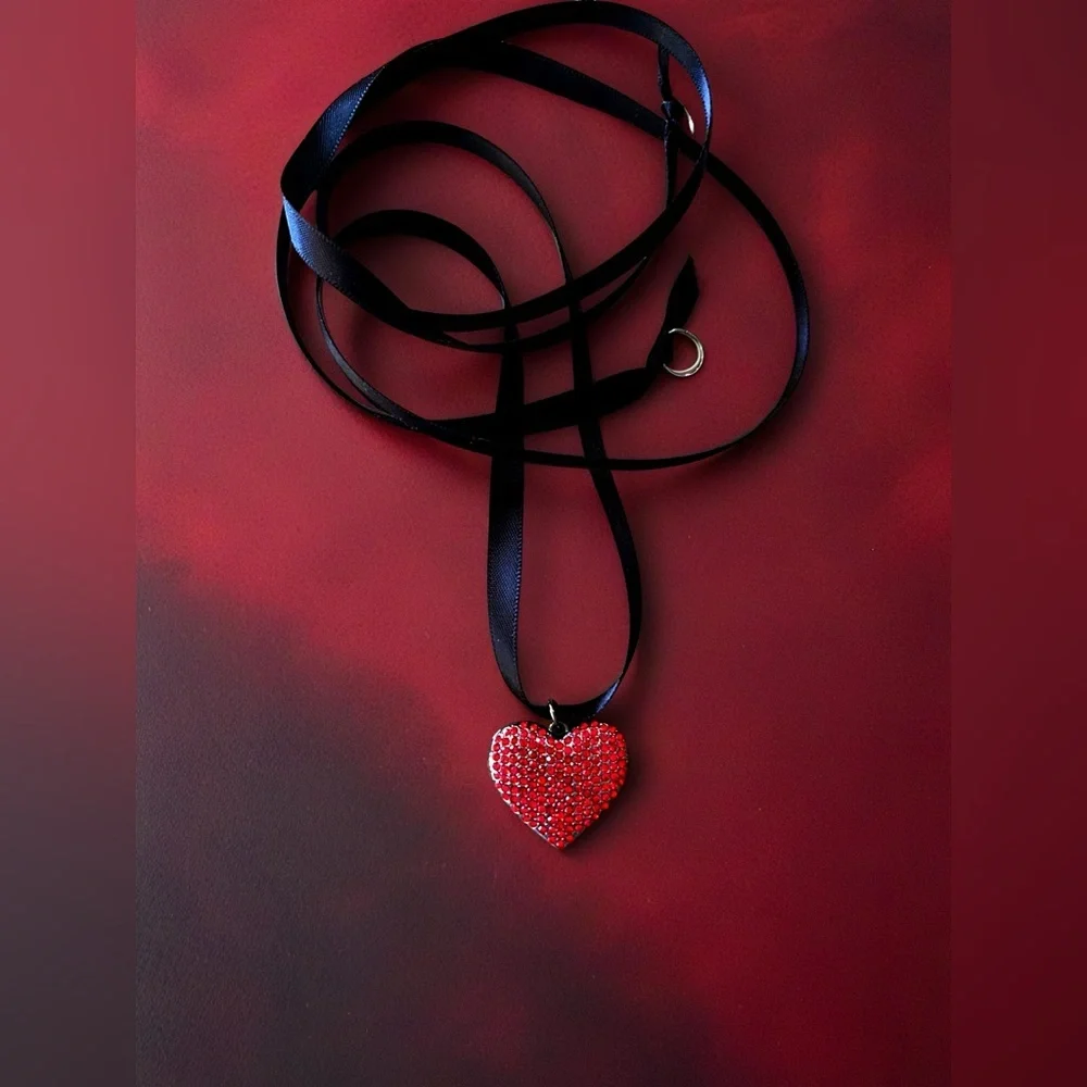 Red Heart Crystal Pendant Choker Necklace